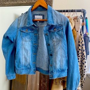 Cute jean jacket!  Super cute with leggings.